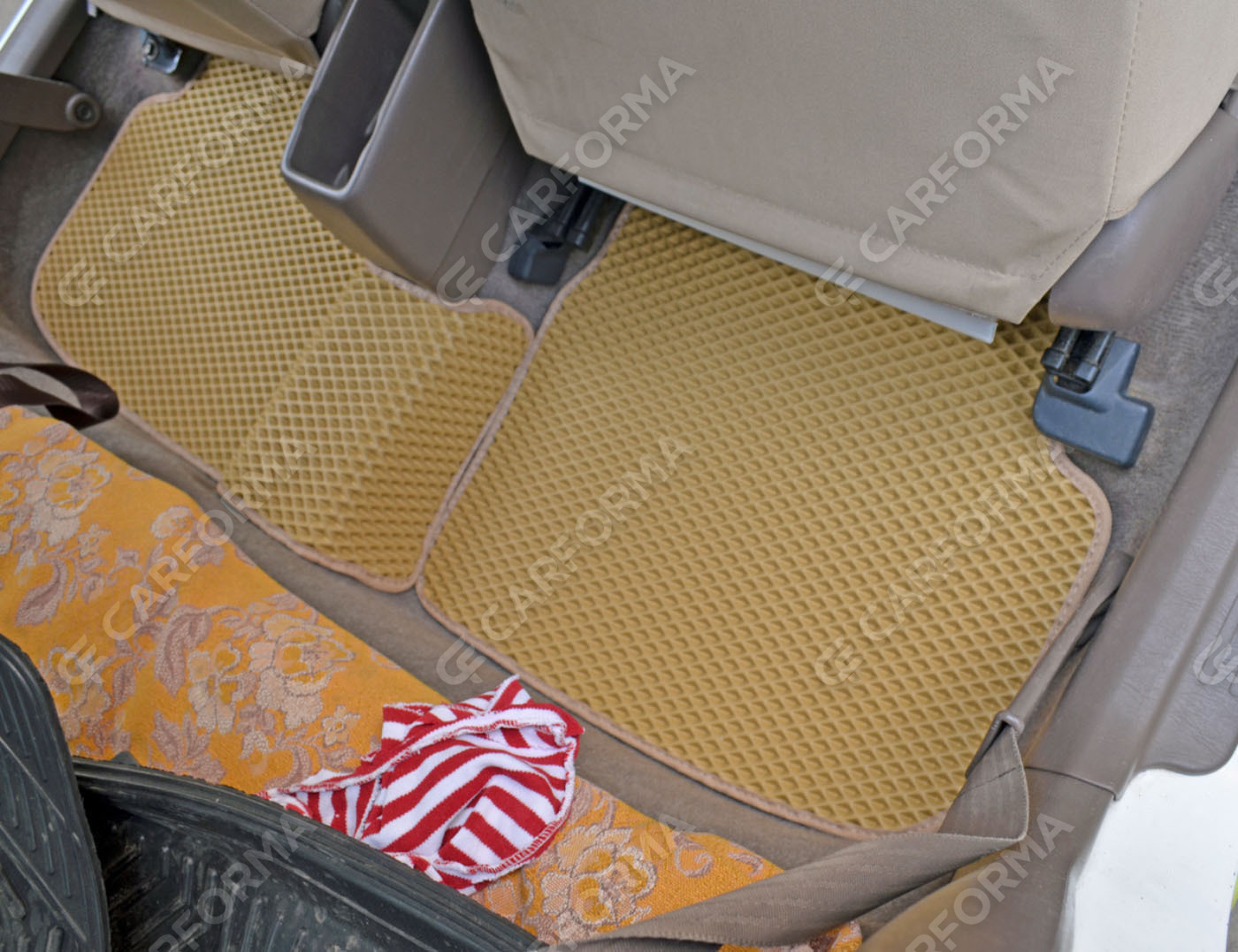 Коврики на Toyota Corolla II (L50) 1994&nbsp;-&nbsp;1999 в Комсомольске-на-Амуре