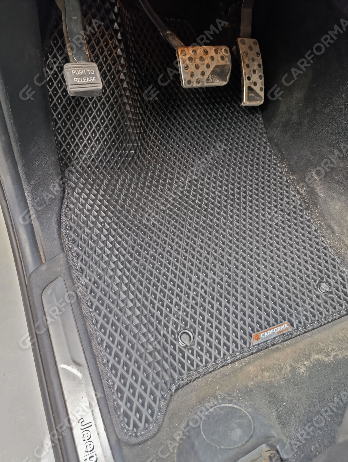 Коврики на Jeep Grand Cherokee (WK2) 2010&nbsp;-&nbsp;2022 в Комсомольске-на-Амуре