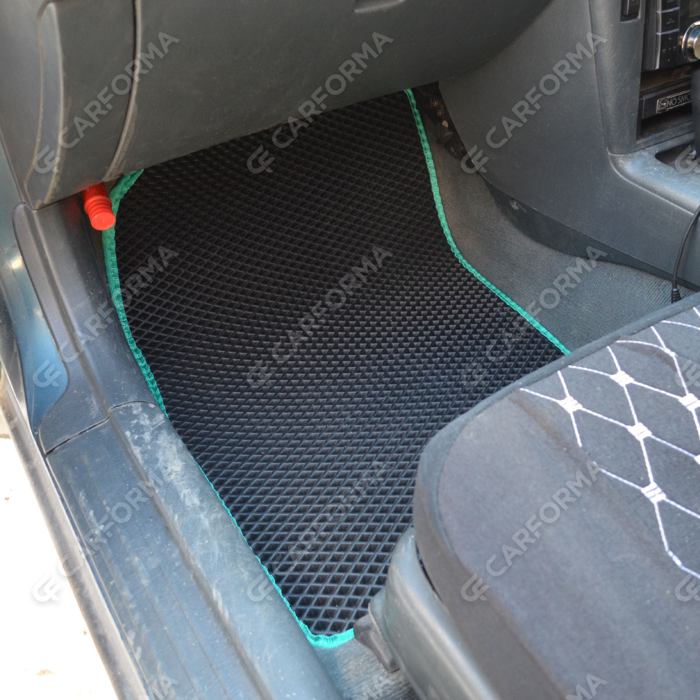 Коврики на Toyota Corolla II (L50) 1994&nbsp;-&nbsp;1999 в Комсомольске-на-Амуре