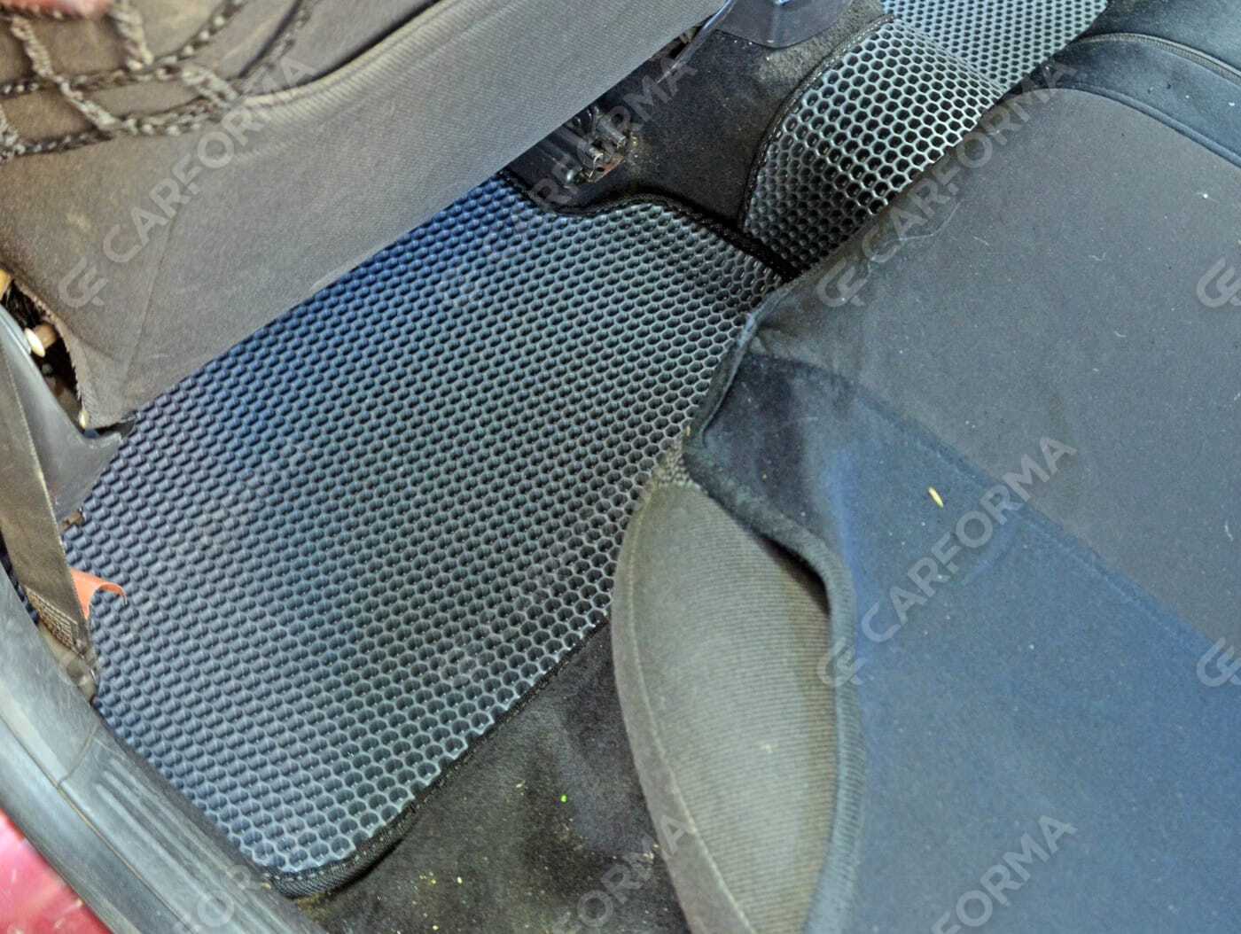 Коврики на Ford Focus I 1998&nbsp;-&nbsp;2005 в Комсомольске-на-Амуре