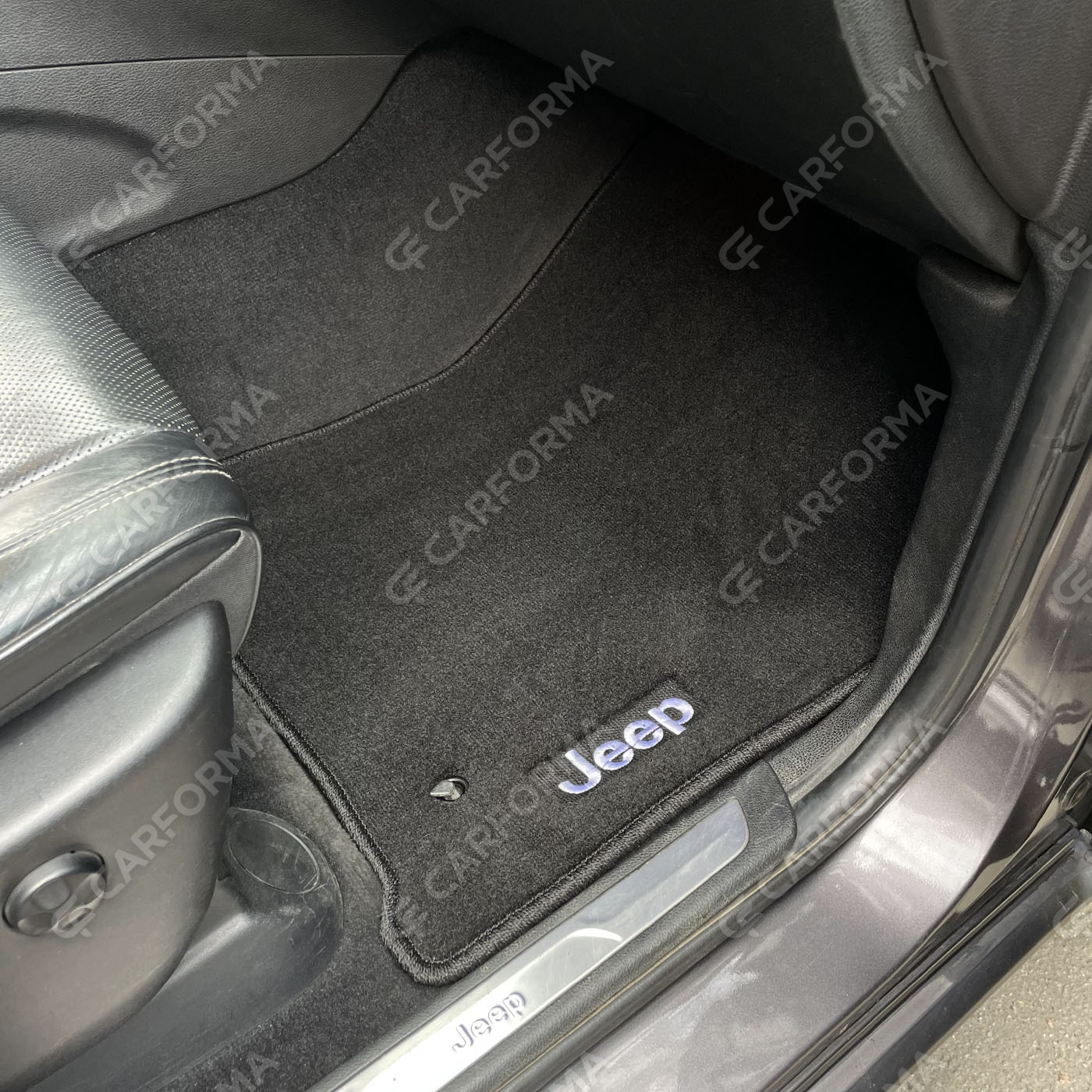 Коврики на Jeep Grand Cherokee (WK2) 2010&nbsp;-&nbsp;2022 в Комсомольске-на-Амуре