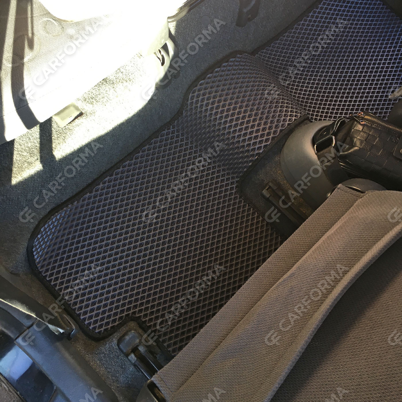 Ворсовые коврики на Toyota Vitz I 1998&nbsp;-&nbsp;2005 в Комсомольске-на-Амуре