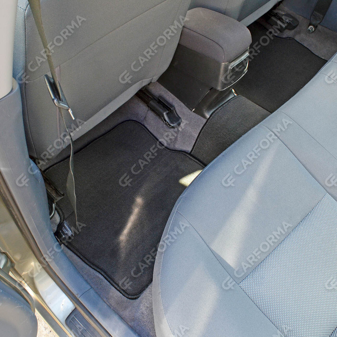 Коврики на Nissan Almera 2 (N16) 2000&nbsp;-&nbsp;2006 в Комсомольске-на-Амуре
