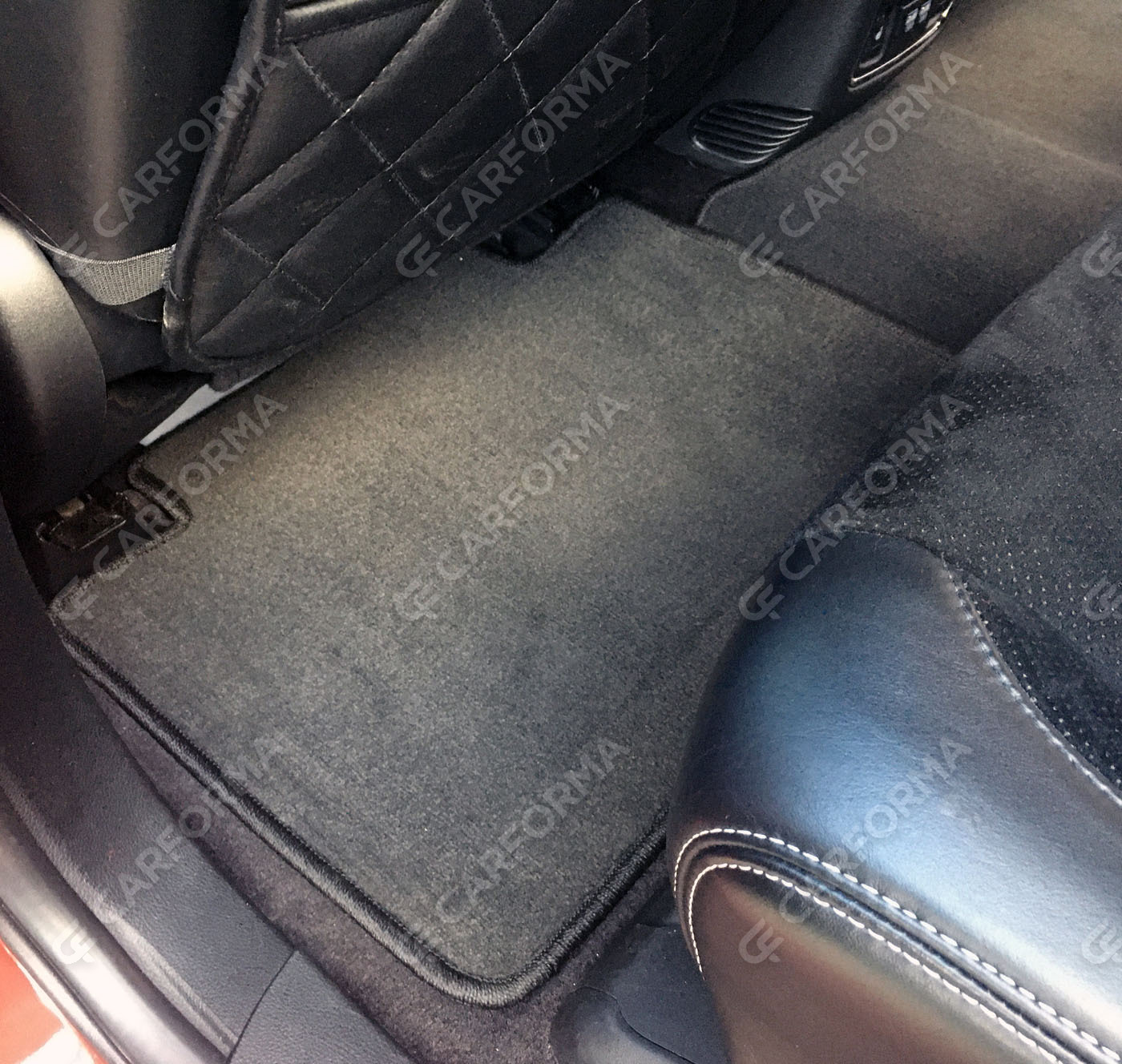 Коврики на Jeep Grand Cherokee (WK2) 2010&nbsp;-&nbsp;2022 в Комсомольске-на-Амуре