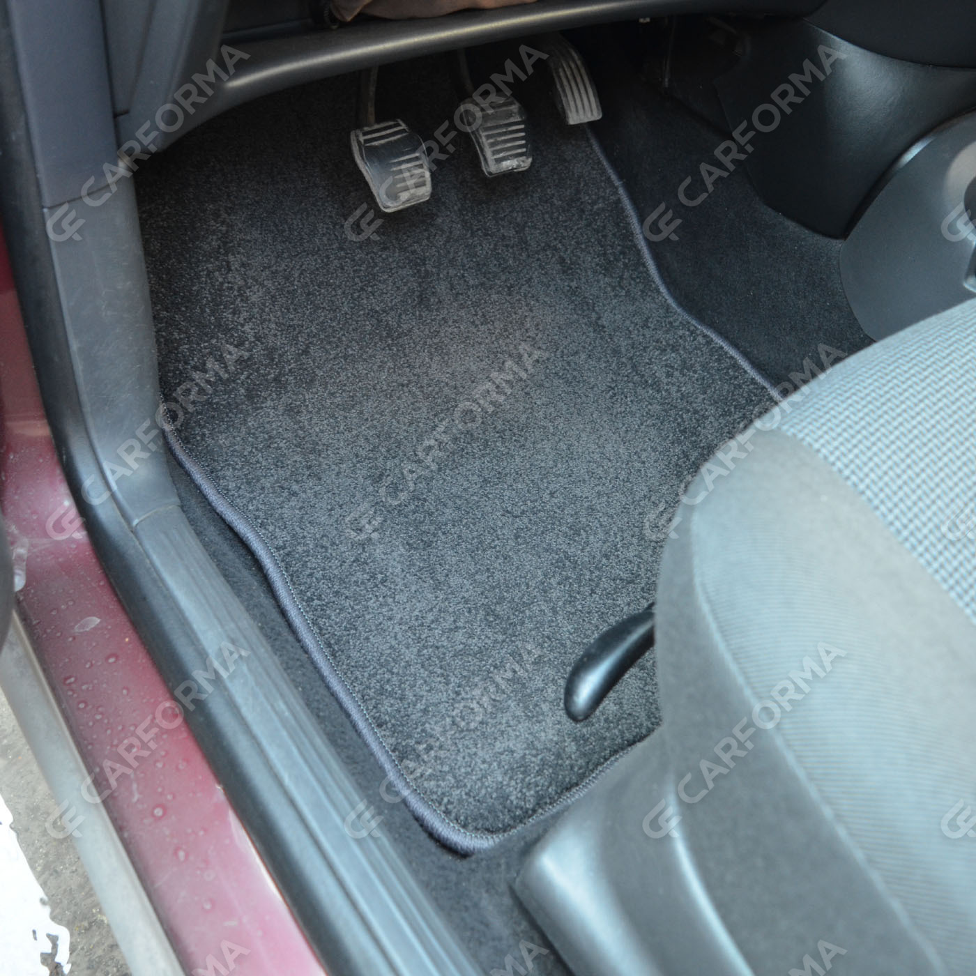 Коврики на Ford Focus I 1998&nbsp;-&nbsp;2005 в Комсомольске-на-Амуре