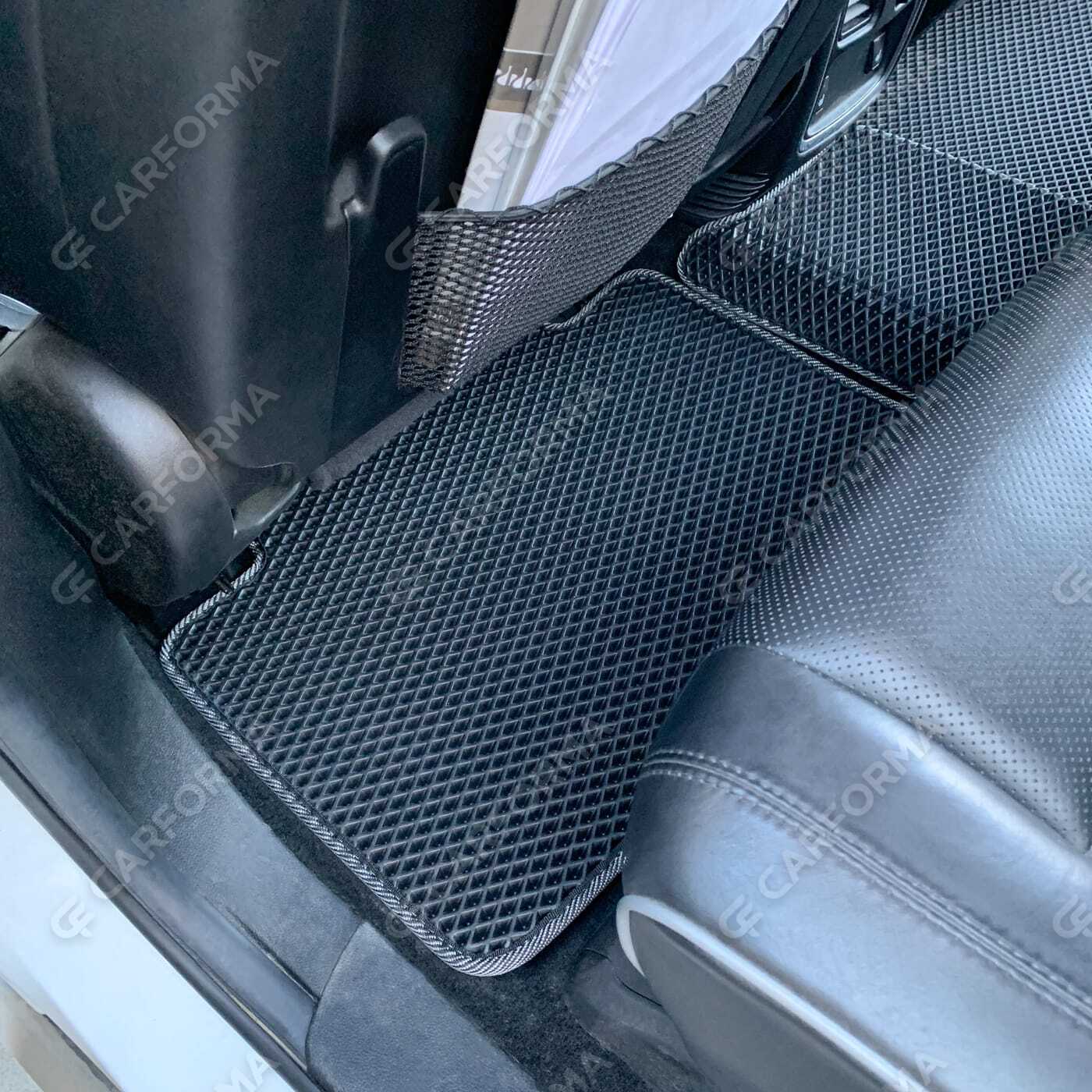 Коврики на Jeep Grand Cherokee (WK2) 2010&nbsp;-&nbsp;2022 в Комсомольске-на-Амуре