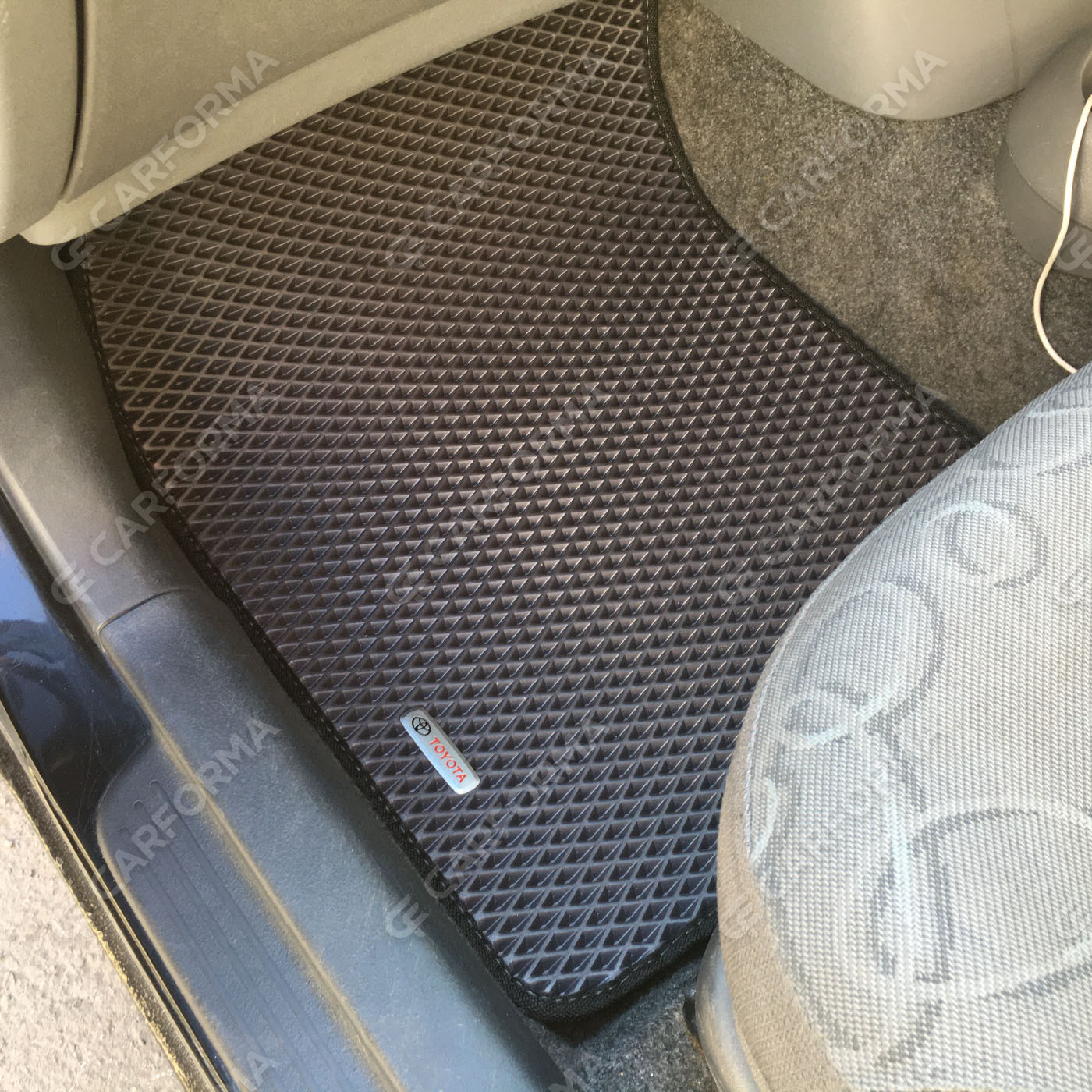 Ворсовые коврики на Toyota Vitz I 1998&nbsp;-&nbsp;2005 в Комсомольске-на-Амуре