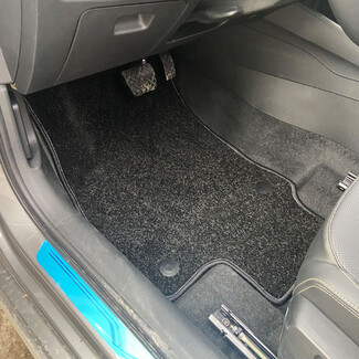 Ворсовые коврики на Audi Q2L 2016&nbsp;-&nbsp;2026 в Комсомольске-на-Амуре