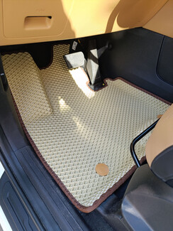 Коврики на KIA Carnival IV 8 мест 2020&nbsp;-&nbsp;2026 в Комсомольске-на-Амуре