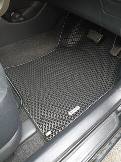 Ворсовые коврики на Toyota Corolla Fielder (E14) 2006&nbsp;-&nbsp;2012 в Комсомольске-на-Амуре