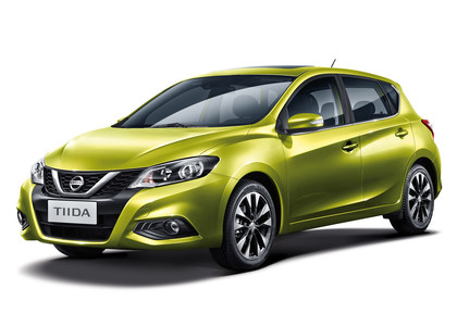 Ворсовые коврики на Nissan Tiida (C13) 2015 - 2025 в Комсомольске-на-Амуре