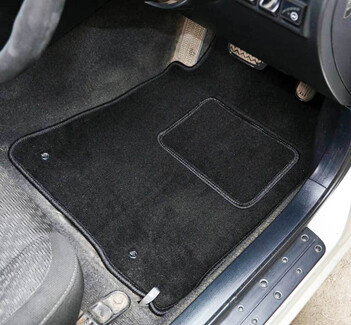 Коврики на Toyota Altezza 1998 - 2005 в Комсомольске-на-Амуре Коврики на Toyota Altezza 1998 - 2005 в Комсомольске-на-Амуре