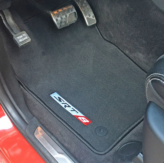 Коврики на Jeep Grand Cherokee (WK2) 2010 - 2022 в Комсомольске-на-Амуре