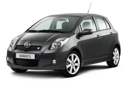 EVA коврики на Toyota Yaris II 2005 - 2011 в Комсомольске-на-Амуре