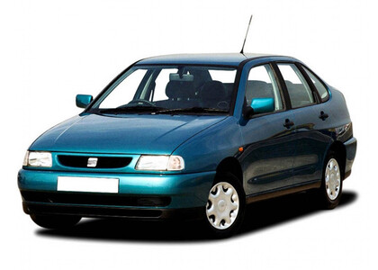 Коврики на Seat Cordoba I 1993 - 2003 в Комсомольске-на-Амуре