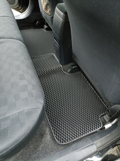 Ворсовые коврики на Toyota Corolla Fielder (E14) 2006&nbsp;-&nbsp;2012 в Комсомольске-на-Амуре