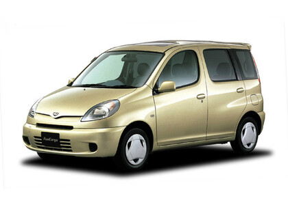 Коврики на Toyota Yaris Verso 1999 - 2006 в Комсомольске-на-Амуре