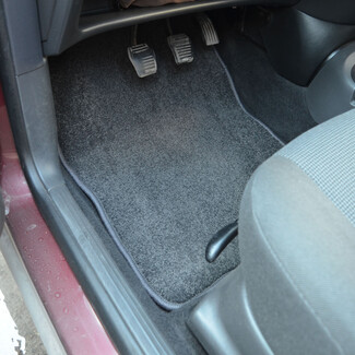 Коврики на Ford Focus I 1998&nbsp;-&nbsp;2005 в Комсомольске-на-Амуре